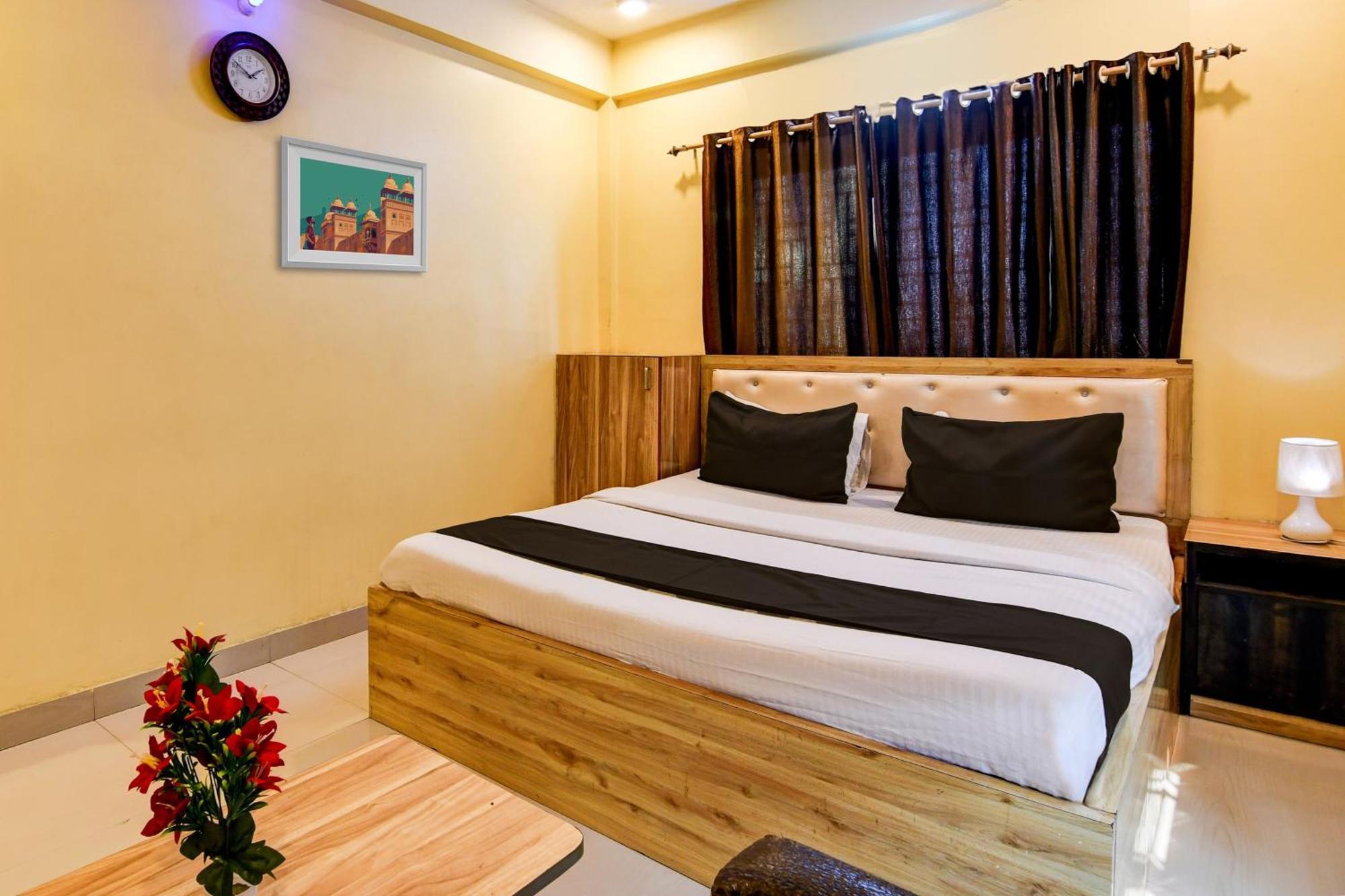 Hotel O Casa Astra Calcutta Extérieur photo