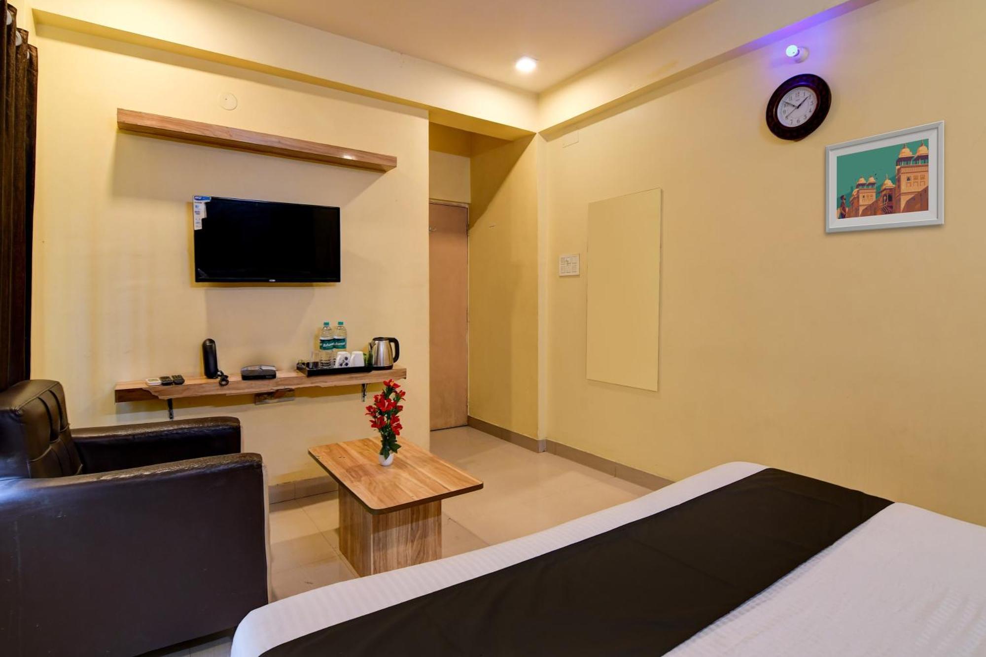 Hotel O Casa Astra Calcutta Extérieur photo